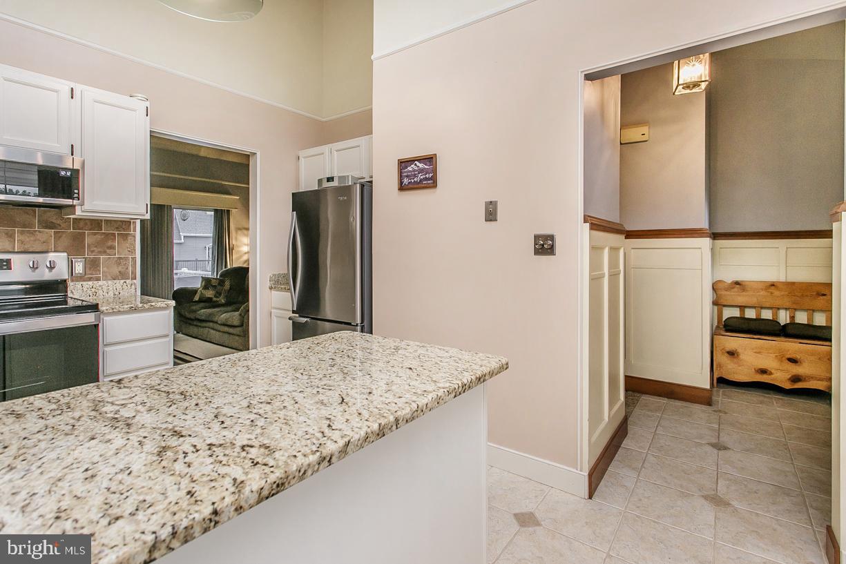 1004 Rill Road Reading, PA 19606 - Photo 7 of 23 Skylight