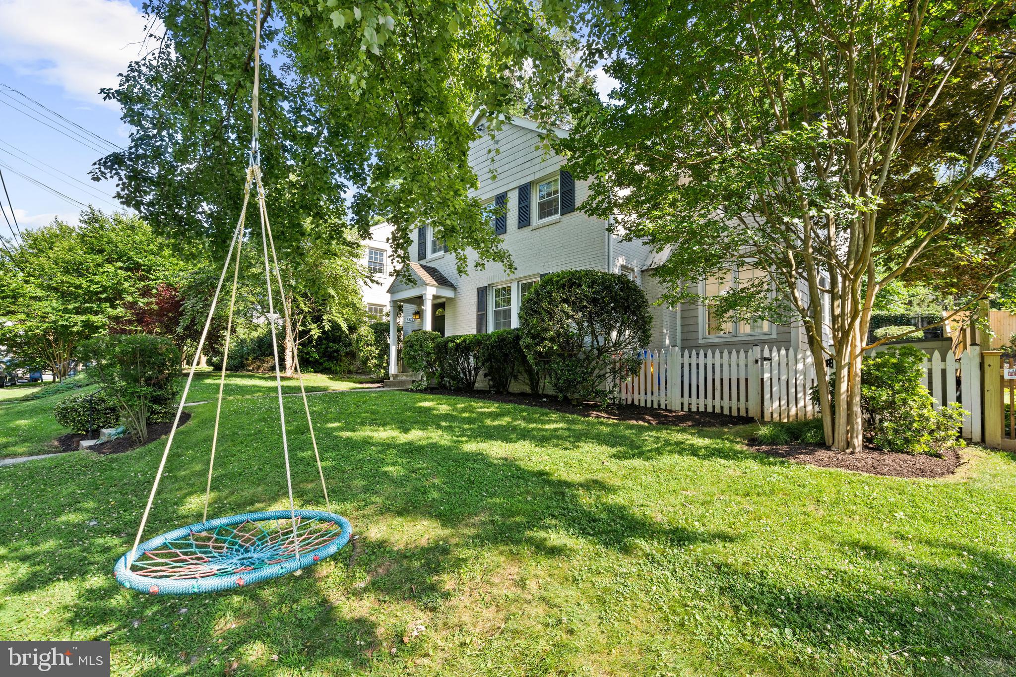 8820 Ridge Road Bethesda, MD 20817 - Photo 2 of 43