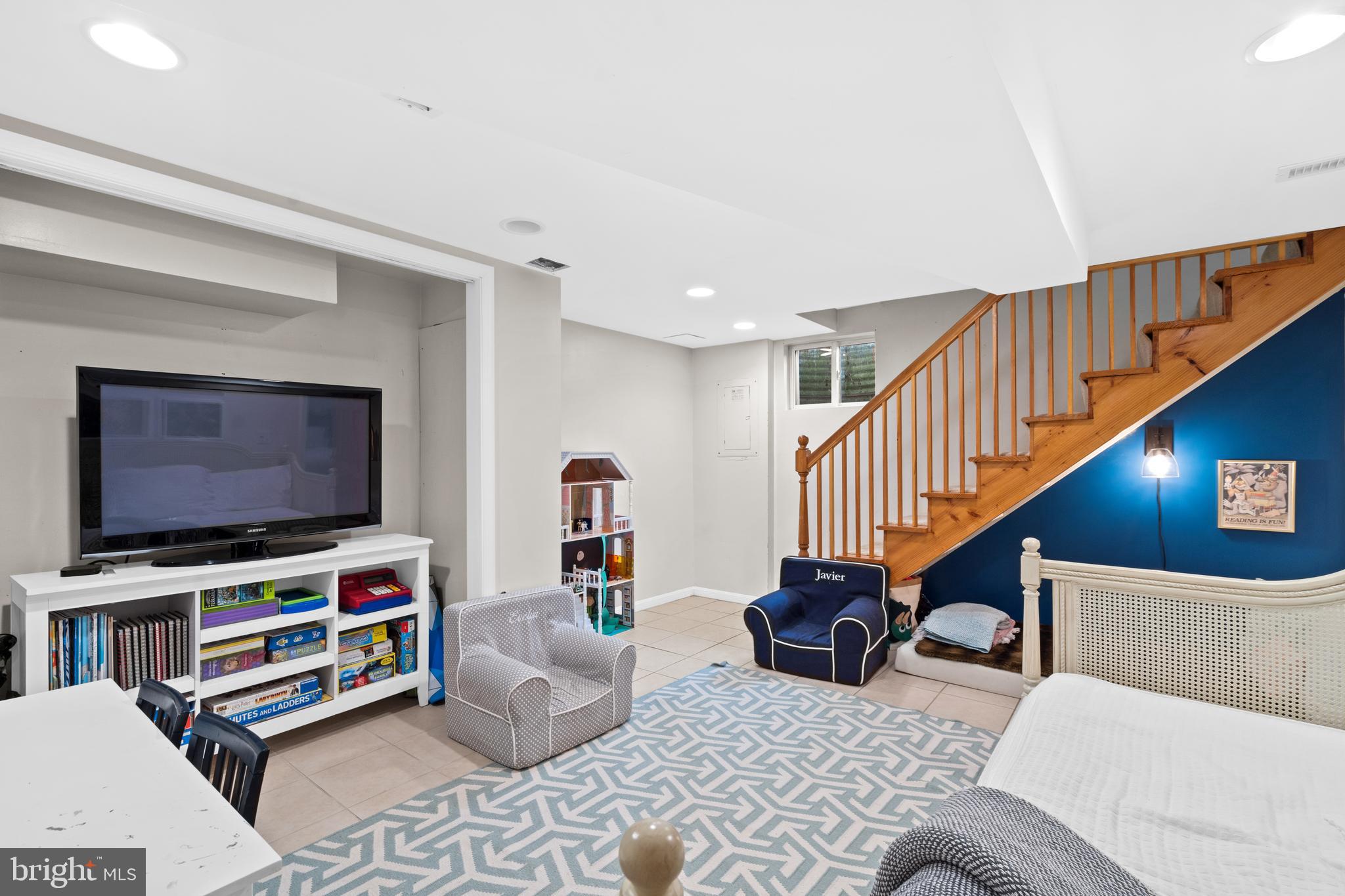 8820 Ridge Road Bethesda, MD 20817 - Photo 32 of 43