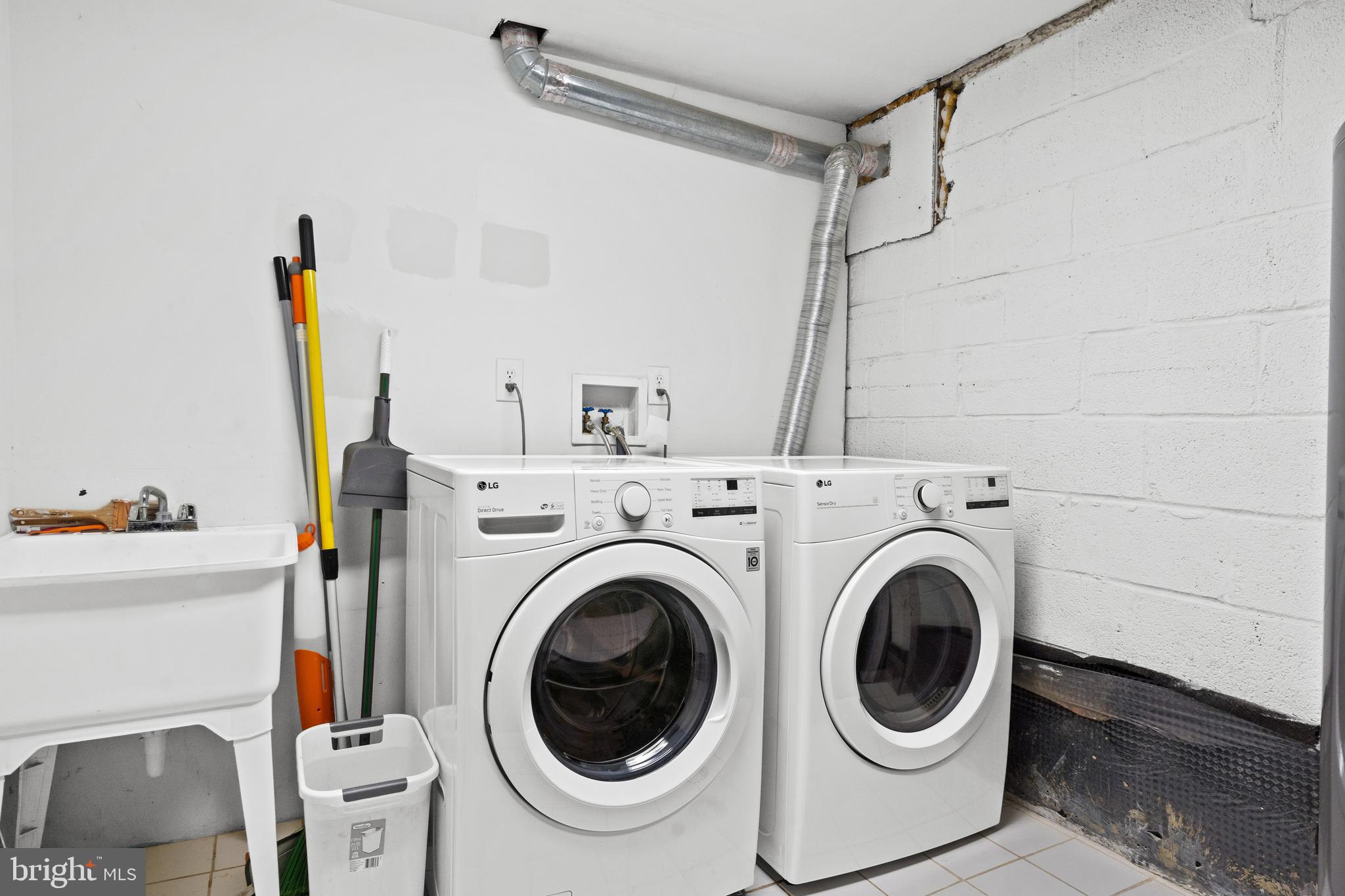 8820 Ridge Road Bethesda, MD 20817 - Photo 37 of 43