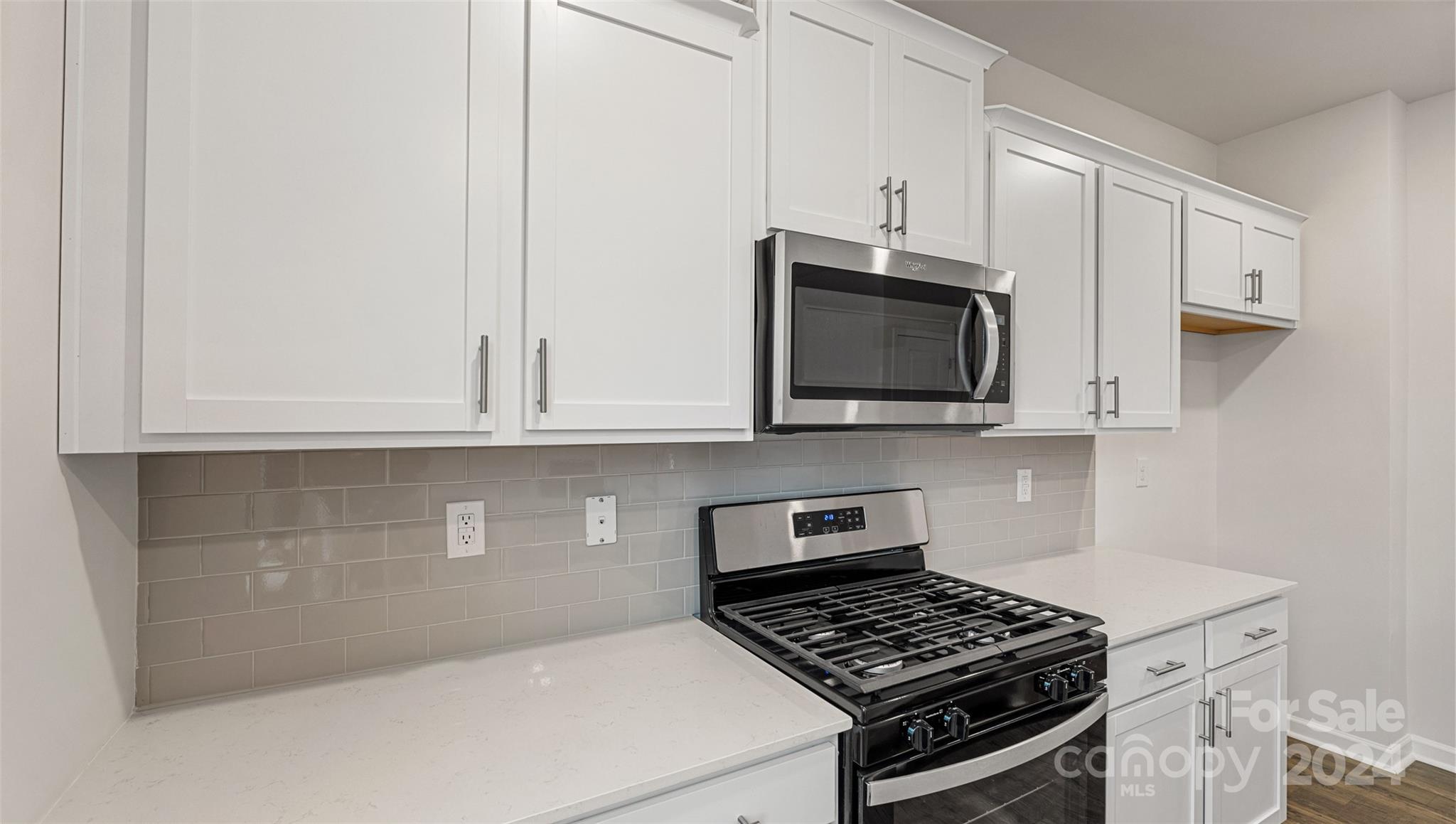 527 Ridgeview Lane Mars Hill, NC 28754 - Photo 3 of 28 Gallery Image 3