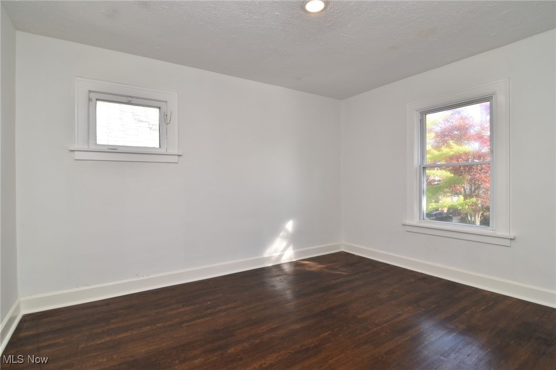 1008 Quilliams Road Cleveland, OH 44121 - Photo 27 of 41