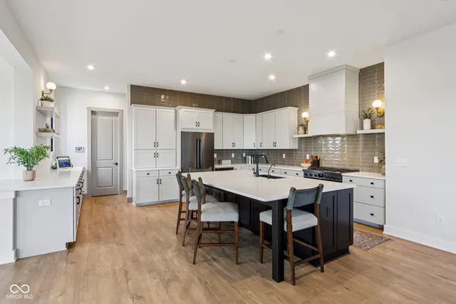 $1,250,000 | 26791 Crooked Creek Avenue, Arcadia, IN 46030