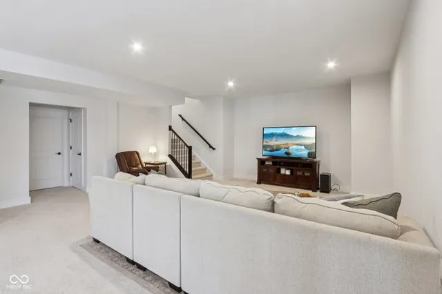 $1,250,000 | 26791 Crooked Creek Avenue, Arcadia, IN 46030