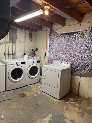 $1,700 | 124 Carmel Woods Drive, Ellisville, MO 63021