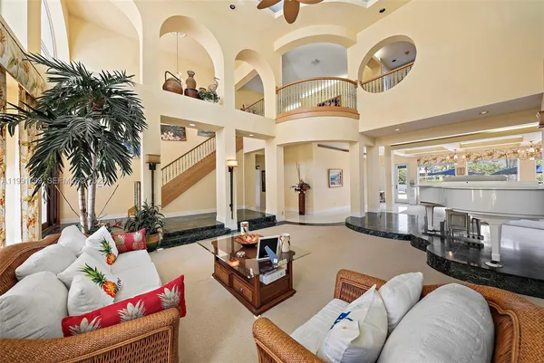 $6,450,000 | 1047 South South Lake Drive, Hollywood, FL 33019