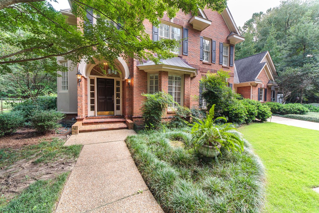 707 Double Churches Road Columbus, GA 31904 - Photo 3 of 59 Beautiful established landscaping.