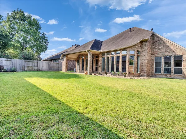 $549,000 | 7218 Spring Meadow Lane, Katy, TX 77494