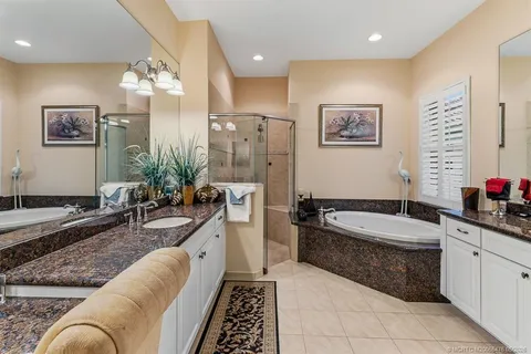 $925,000 | 904 Southwest Pebble Lane, Palm City, FL 34990