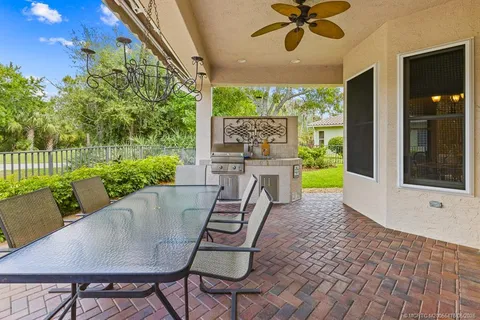 $925,000 | 904 Southwest Pebble Lane, Palm City, FL 34990