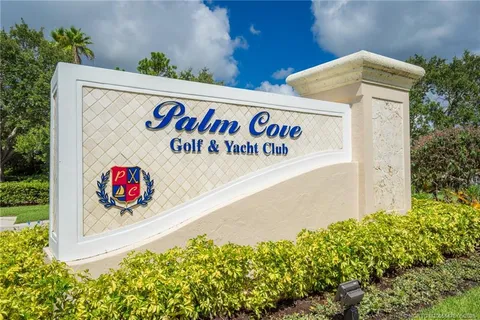 $925,000 | 904 Southwest Pebble Lane, Palm City, FL 34990