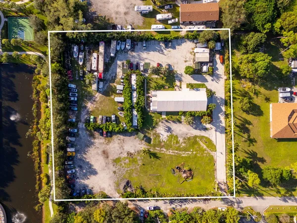 $2,300,000 | 5400 Thunderbird Drive, Lake Worth, FL 33463
