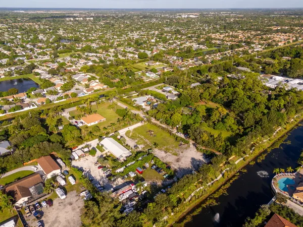 $2,300,000 | 5400 Thunderbird Drive, Lake Worth, FL 33463