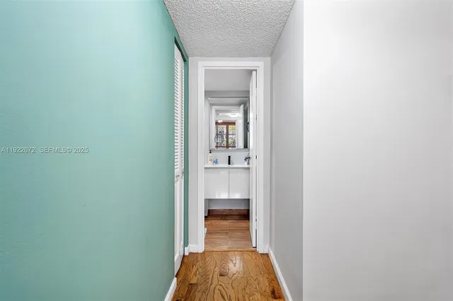 $2,000 | 600 Parkview Drive, Unit 217, Hallandale Beach, FL 33009