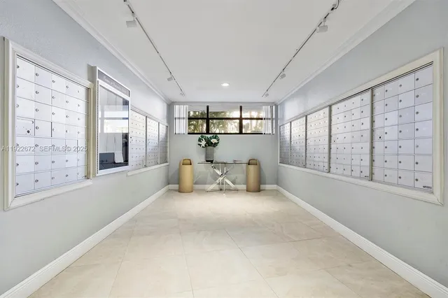 $2,000 | 600 Parkview Drive, Unit 217, Hallandale Beach, FL 33009