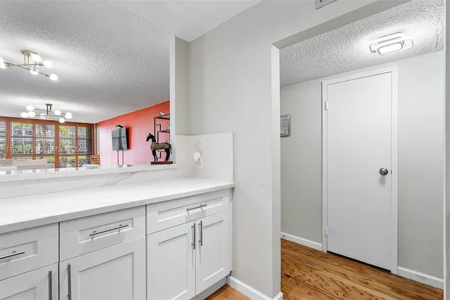 $2,000 | 600 Parkview Drive, Unit 217, Hallandale Beach, FL 33009