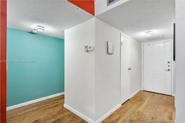 $2,000 | 600 Parkview Drive, Unit 217, Hallandale Beach, FL 33009