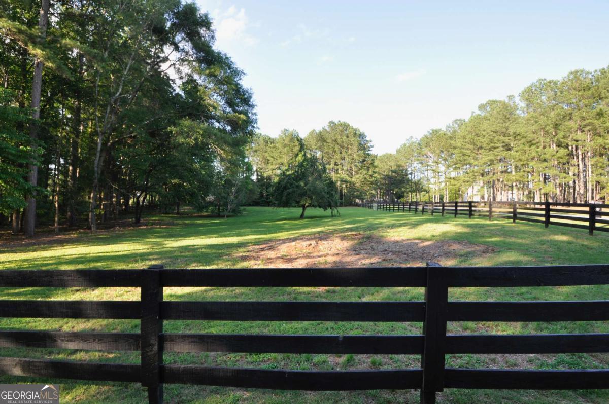 1070 Lexington Court Bishop, GA 30621 - Photo 2 of 67 a view of a park