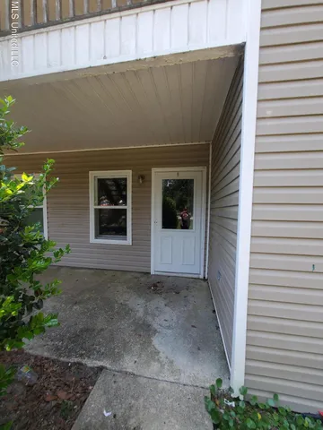 $1,100 | 405 31st Street, Unit B, Gulfport, MS 39507