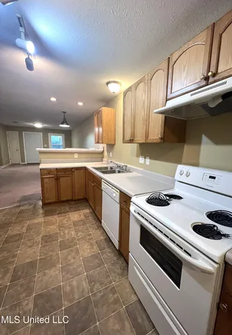 $1,100 | 405 31st Street, Unit B, Gulfport, MS 39507