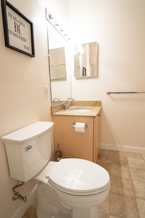 23 Hampshire Road, Unit 404 Methuen, MA 01844 - Photo 14 of 23