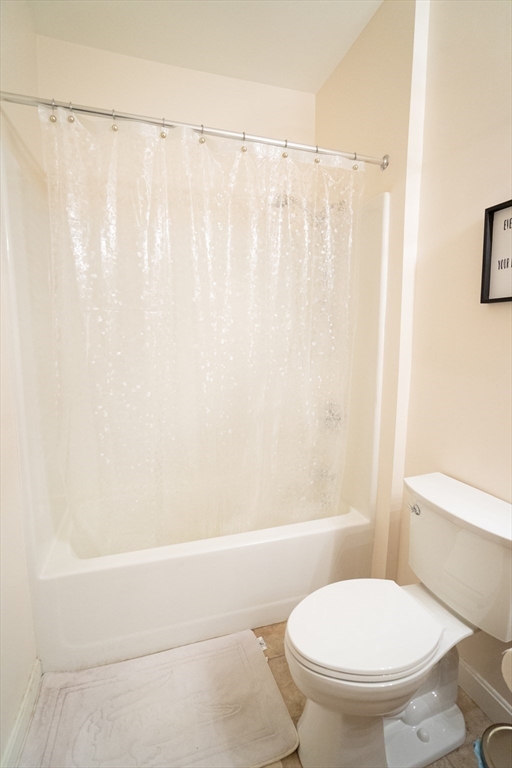 23 Hampshire Road, Unit 404 Methuen, MA 01844 - Photo 15 of 23