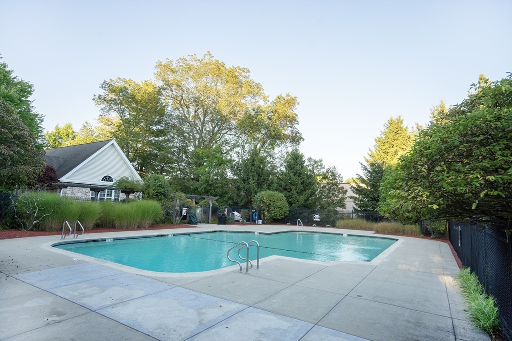 23 Hampshire Road, Unit 404 Methuen, MA 01844 - Photo 19 of 23