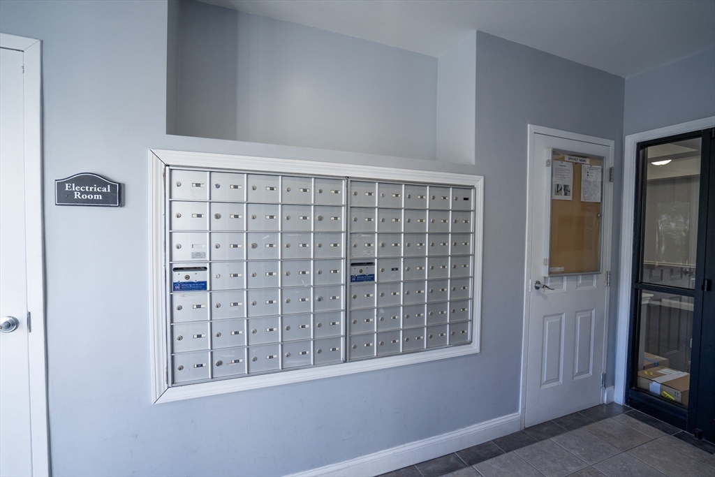 23 Hampshire Road, Unit 404 Methuen, MA 01844 - Photo 20 of 23
