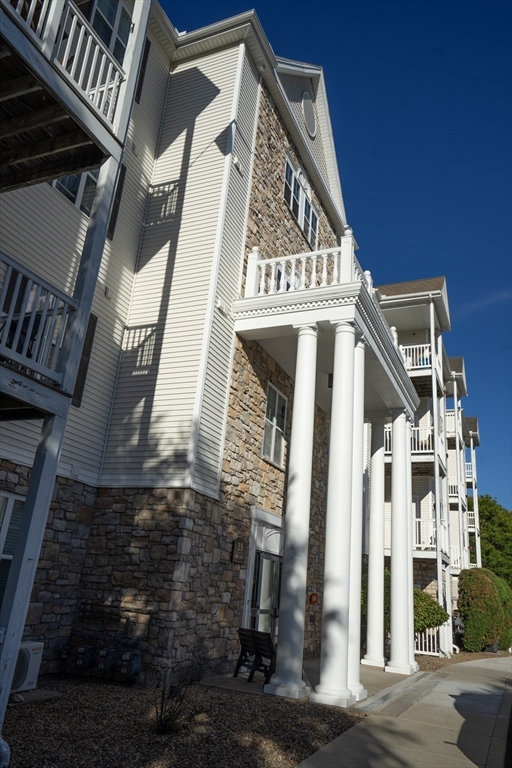 23 Hampshire Road, Unit 404 Methuen, MA 01844 - Photo 3 of 23