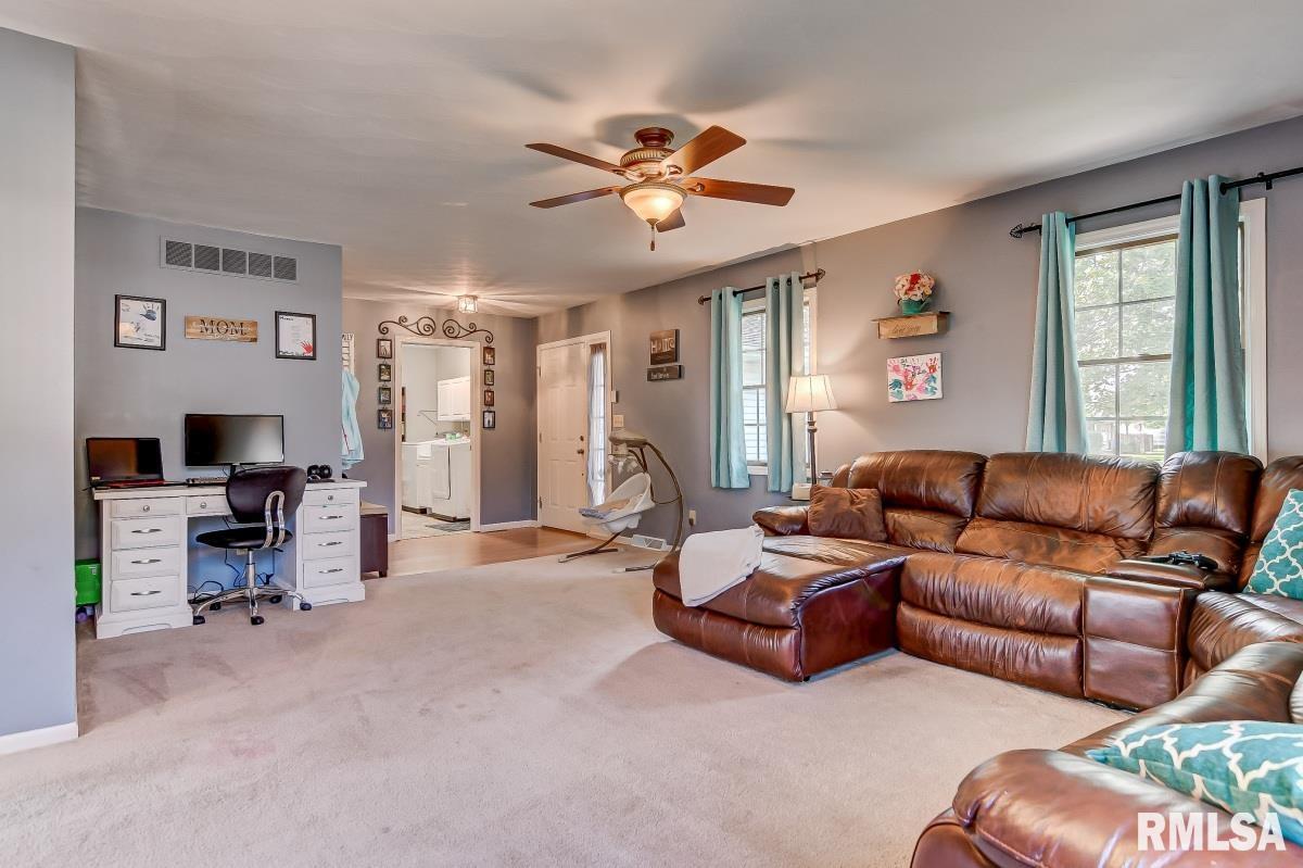 6317 Kate Court Springfield, IL 62712 - Photo 4 of 30