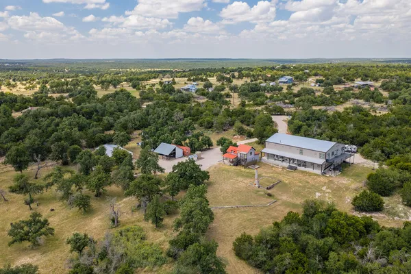 $1,650,000 | 140 Oak Crest Drive, Fredericksburg, TX 78624