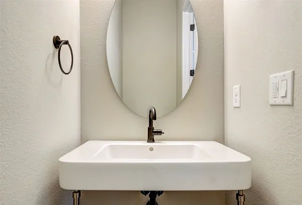 $4,100 | 3809 Valley View Road, Unit 13, Austin, TX 78704