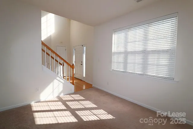a view of entryway with a window