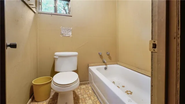 $260,000 | 106 Indian Hills Road, Forest Hill, LA 71430