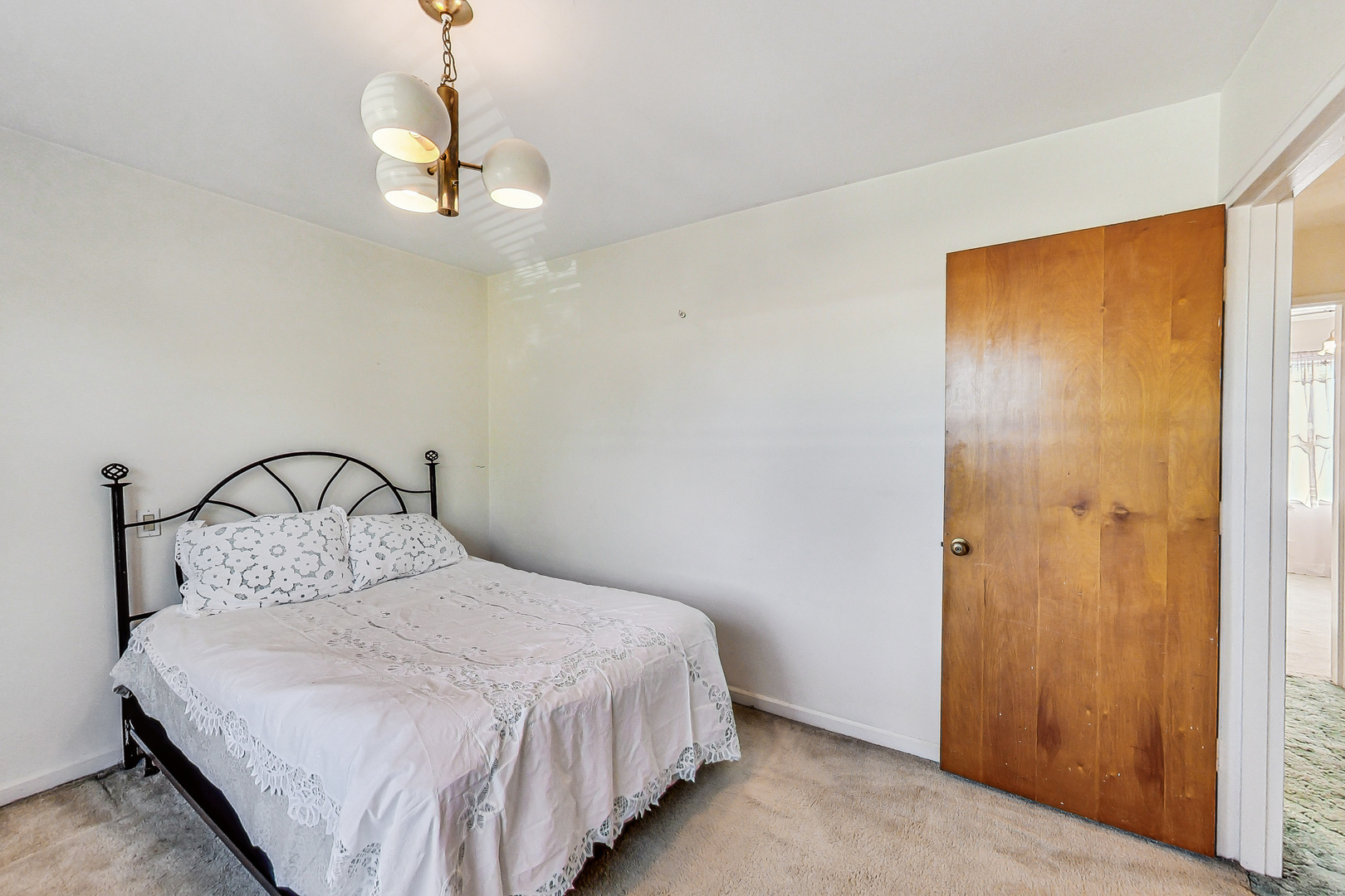2755 West Rascher Avenue Chicago, IL 60625 - Photo 19 of 38 Gallery Image 19