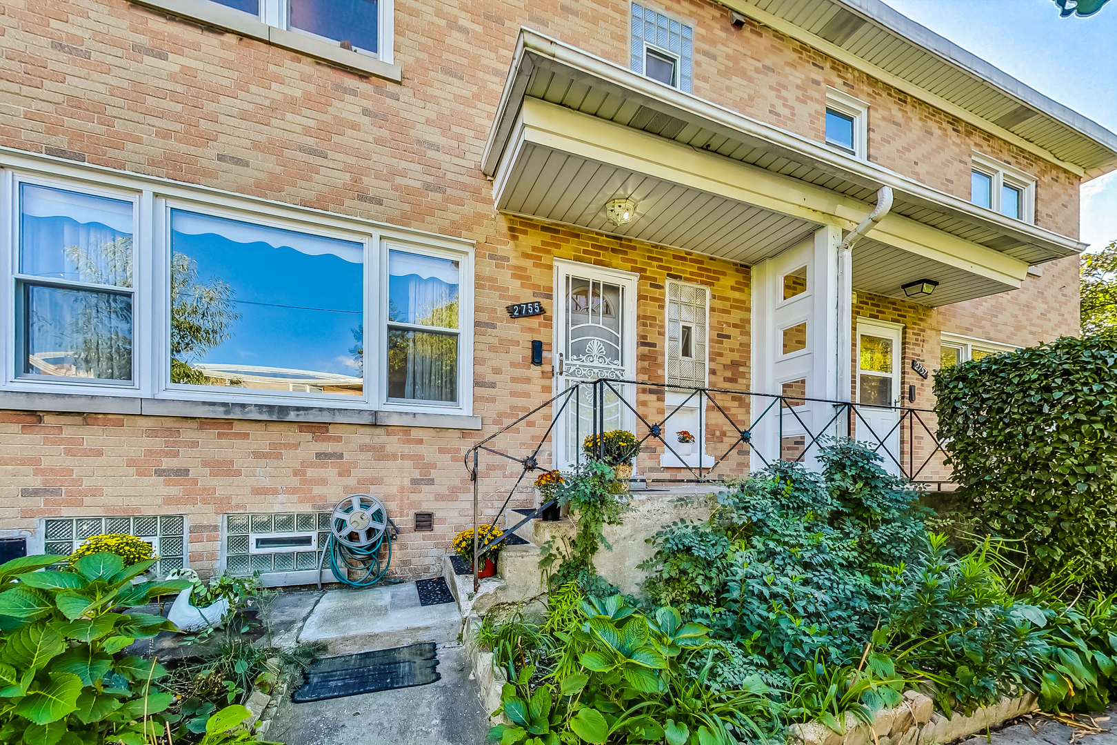 2755 West Rascher Avenue Chicago, IL 60625 - Photo 4 of 38 Gallery Image 4