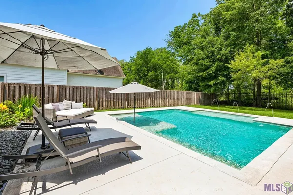 $745,000 | 13508 Landmark Drive, Baton Rouge, LA 70810