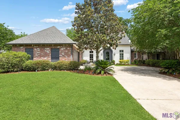 $745,000 | 13508 Landmark Drive, Baton Rouge, LA 70810