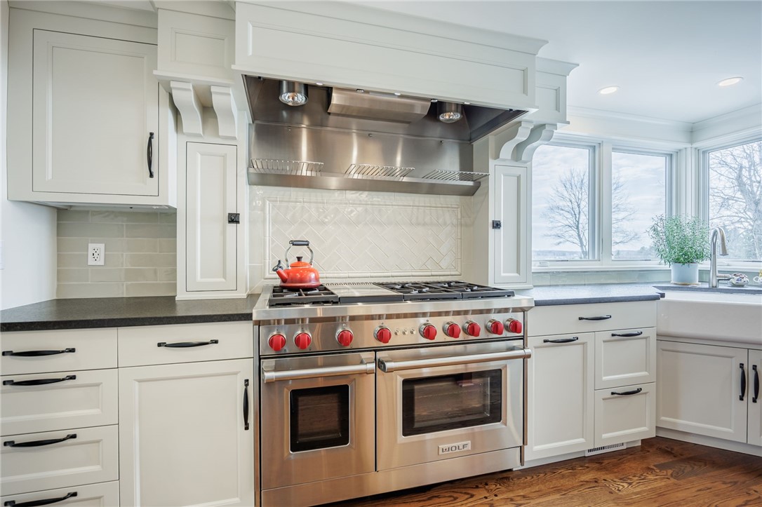 648 Mendon Road Pittsford, NY 14534 - Photo 22 of 50