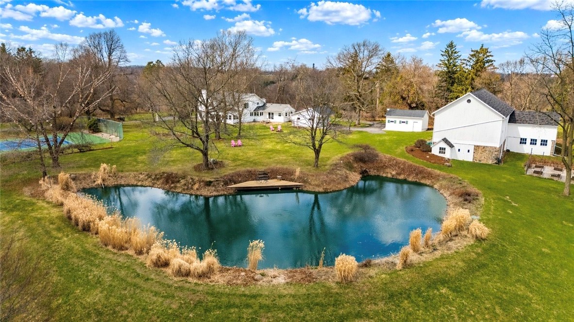 648 Mendon Road Pittsford, NY 14534 - Photo 5 of 50