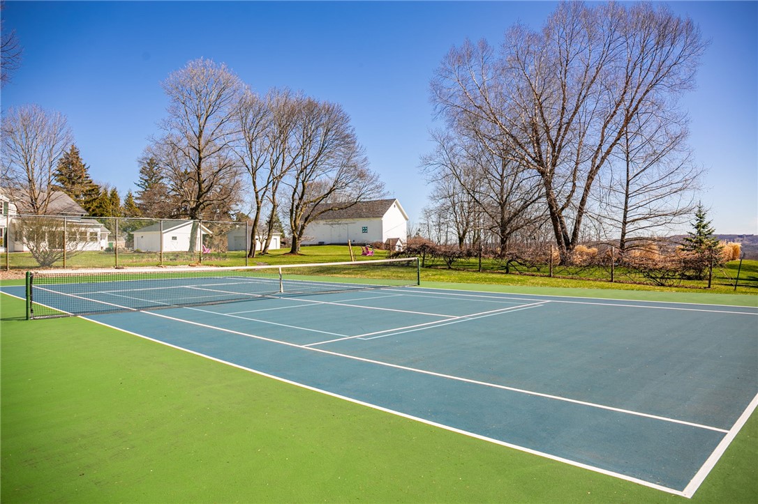 648 Mendon Road Pittsford, NY 14534 - Photo 6 of 50