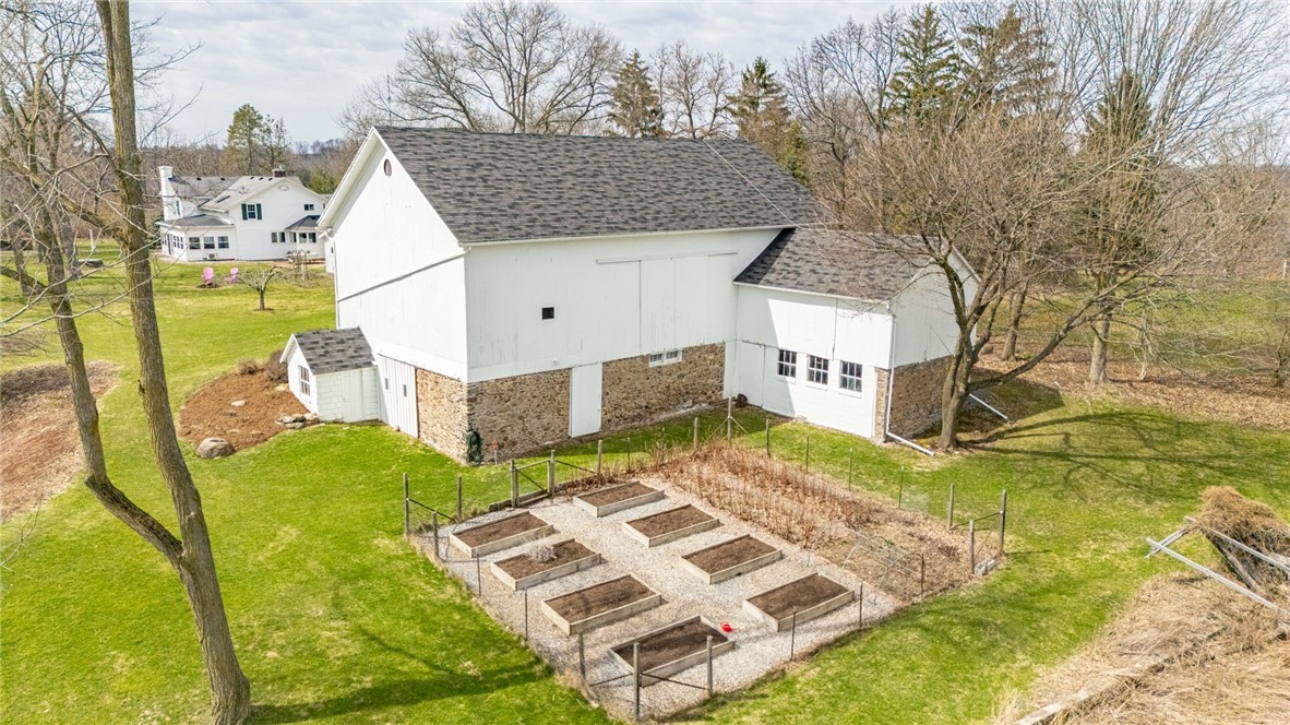 648 Mendon Road Pittsford, NY 14534 - Photo 10 of 50