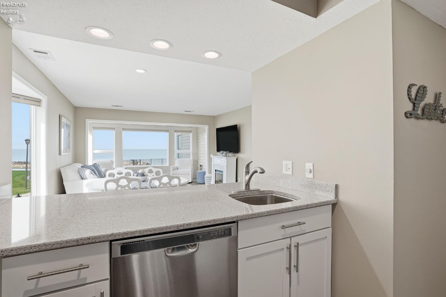 1507 Cleveland Road East, Unit 401 Huron, OH 44839 - Photo 21 of 47 Gallery Image 21