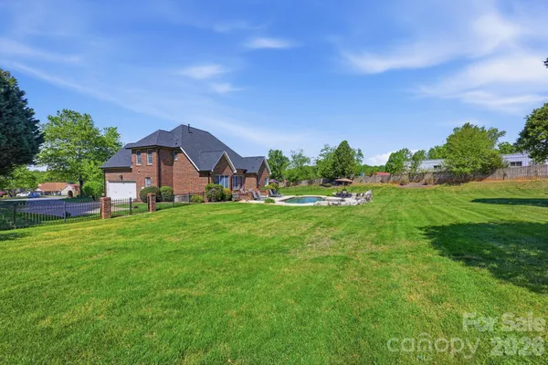 $625,000 | 145 Blue Grass Circle, Mooresville, NC 28117