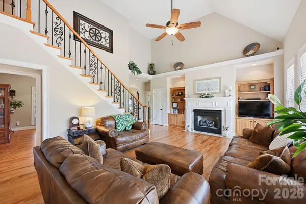 $625,000 | 145 Blue Grass Circle, Mooresville, NC 28117