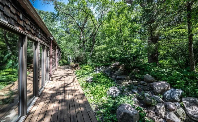 $2,975,000 | 750 Mohican Lane, Mendota Heights, MN 55120