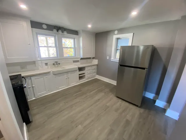 $1,650 | 158 Broad Street, Unit 5, Claremont, NH 03743