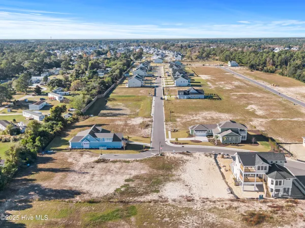 $575,000 | 10 Solstice Way, Hampstead, NC 28443