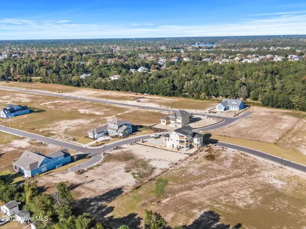 $575,000 | 10 Solstice Way, Hampstead, NC 28443