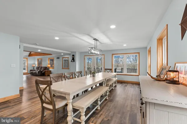 $895,000 | 51 Hausman Road, Lenhartsville, PA 19534